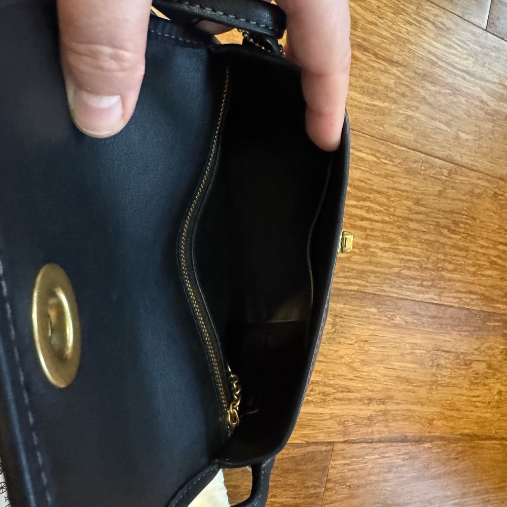 Coach Originals Turnlock Pouch Black Crossbody Bag with Gold Accents - Picture 6 of 9